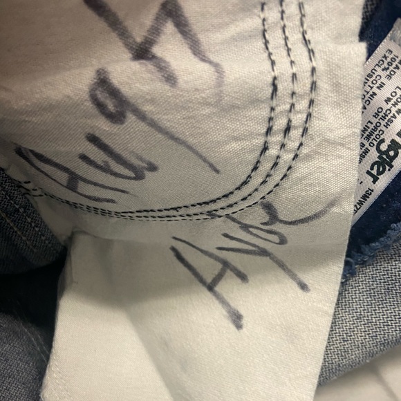 Vintage Wrangler Dark Wash High Rise Jeans - Picture 8 of 13